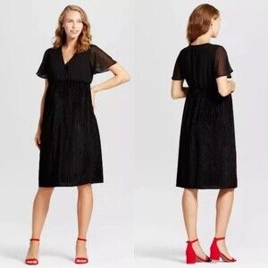 Fynn & Rose Maternity Rib Velvet Chiffon Dress